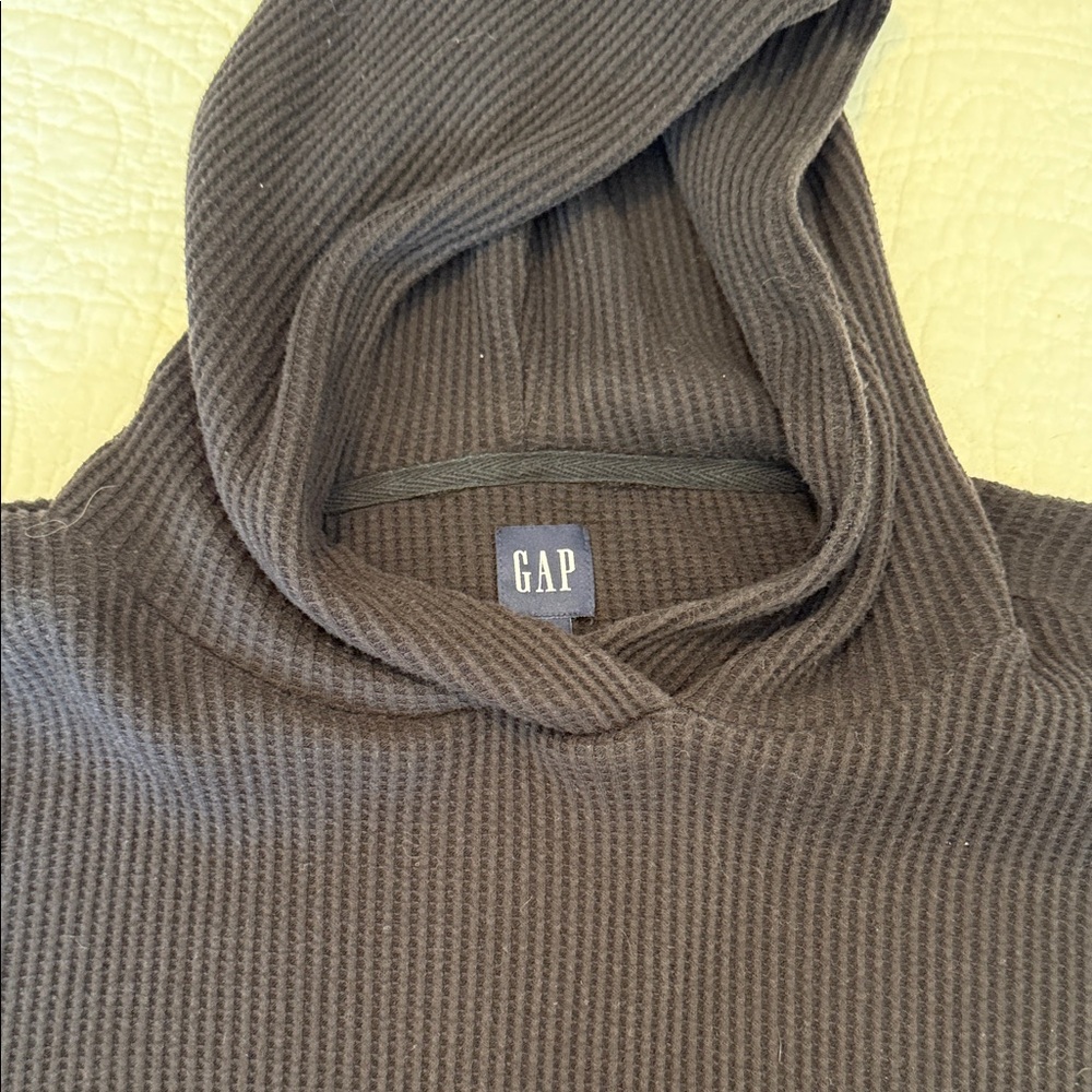 GAP Women’s Cropped Ribbed Hoodie
